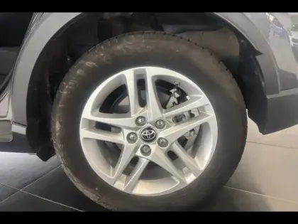 Photo 11 Toyota C-HR  1.8 Hybride 122ch Dynamic Ultimate E-CVT