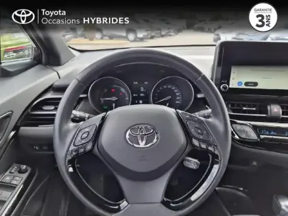 Photo 8 Toyota C-HR  2.0 Hybride 184ch Design Ultimate E-CVT
