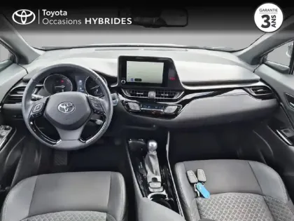 Photo 7 Toyota C-HR  2.0 Hybride 184ch Design Ultimate E-CVT