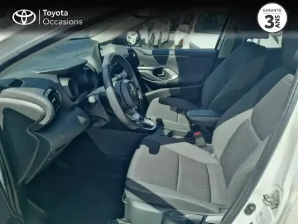 Photo 10 Toyota Yaris  116h Design 5p MY22