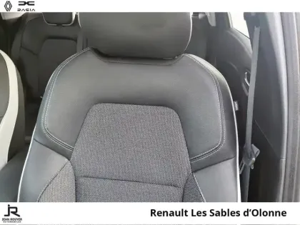 Photo 14 Renault Captur  1.3 TCe mild hybrid 140ch Techno