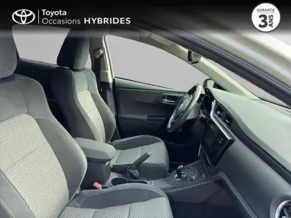 Photo 5 Toyota Auris  HSD 136h Collection