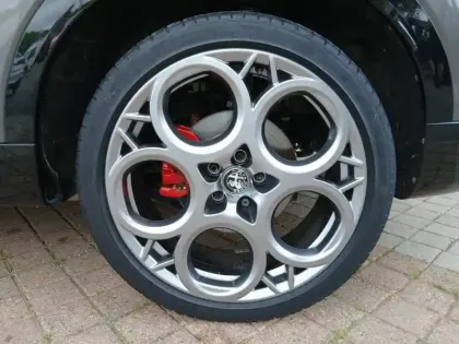 Photo 7 Alfa Romeo Tonale  1.3 PHEV 280ch Veloce AT6 e-Q4