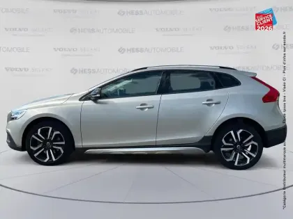 Photo 8 Volvo V40  Cross Country D2 AdBlue 120ch Översta Edition