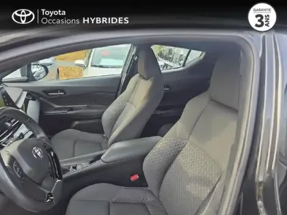Photo 10 Toyota C-HR  122h Dynamic Business 2WD E-CVT + Programme Beyond Zero Academy MY22