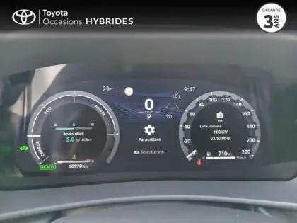 Photo 13 Toyota C-HR  1.8 Hybride 140ch Dynamic Business NG23