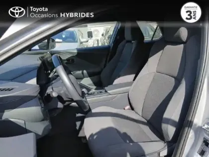 Photo 11 Toyota C-HR  1.8 Hybride 140ch Dynamic Business NG23