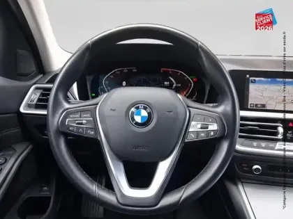 Photo 11 BMW Serie 3 Série 3 Touring 318dA 150ch Business Design