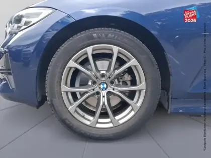 Photo 9 BMW Serie 3 Série 3 Touring 318dA 150ch Business Design