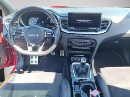 Photo 13 Kia Ceed Pro 1.5 T-GDI 160ch GT Line Premium