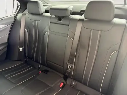 Photo 12 BMW Serie 5 Série 5 530eA 292ch M Sport Steptronic