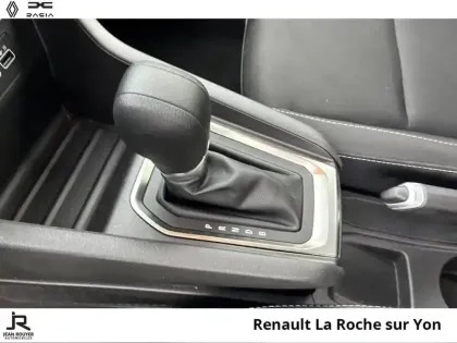 Photo 5 Renault Clio  1.6 E-Tech 145ch full hybrid Evolution - 25