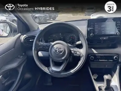 Photo 8 Toyota Yaris  116h Dynamic 5p MC24