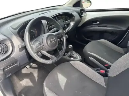 Photo 8 Toyota Aygo X  1.0 VVT-i 72ch Dynamic S-CVT