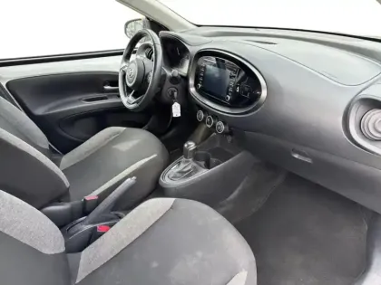 Photo 10 Toyota Aygo X  1.0 VVT-i 72ch Dynamic S-CVT
