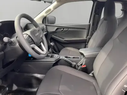 Photo 8 Isuzu D-Max  2.2 Ddi 164ch B-Strong Single M/T