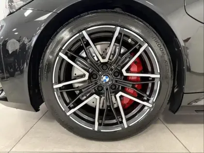 Photo 8 BMW Serie 5 M5 Touring 4.4 V8 PHEV 727ch (585+197)