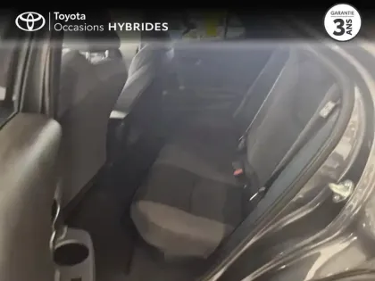 Photo 11 Toyota C-HR  2.0 Hybride 200ch Design Pack Confort