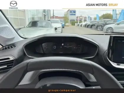 Photo 12 Peugeot 208  1.2 Hybrid 100ch Allure e-DCS6