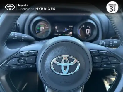 Photo 12 Toyota Yaris  116h Design 5p MY22