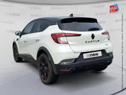 Photo 7 Renault Captur  1.6 E-Tech hybride 145ch Rive Gauche