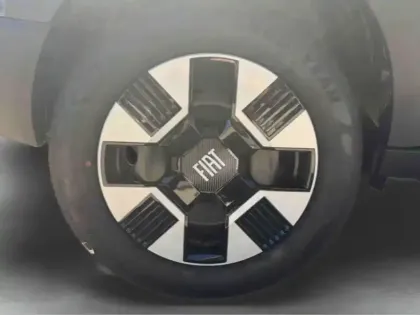 Photo 10 Fiat Panda Grande  1.2 Hybrid Turbo 110ch  Icône eDCT6