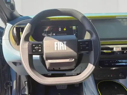 Photo 12 Fiat Panda Grande  1.2 Hybrid Turbo 110ch  Icône eDCT6