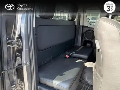 Photo 8 Toyota Hilux  2.4 D-4D 150ch X-Tra Cabine Légende 4WD RC23