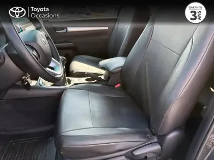 Photo 11 Toyota Hilux  2.4 D-4D 150ch X-Tra Cabine Légende 4WD RC23
