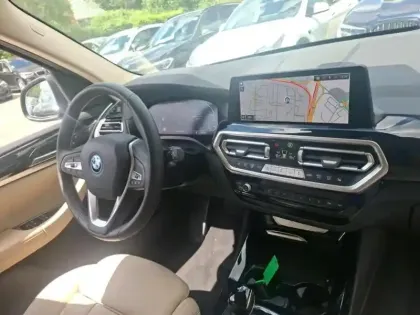 Photo 8 BMW X3  xDrive30e 292ch Business Design
