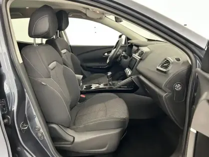 Photo 24 Renault Kadjar Blue dCi 115 Business 5p