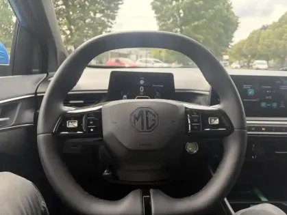 Photo 13 Mg Mg3 HYBRID LUXURY