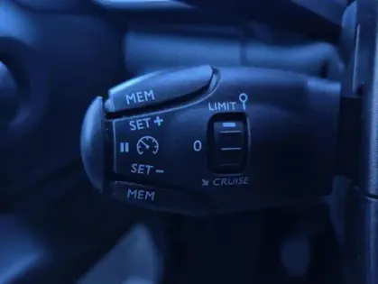 Photo 16 Citroën C3 III PureTech 110 S&S BVM6 Feel Pack