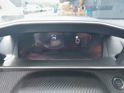 Photo 9 Peugeot 2008  PureTech 100 S&S BVM6