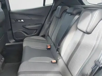 Photo 11 Peugeot 2008  PureTech 100 S&S BVM6