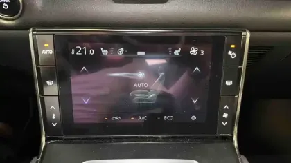 Photo 20 Mazda Mx-30  e-Skyactiv 145 ch