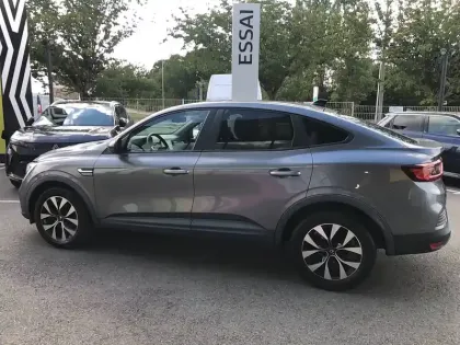 Photo 6 Renault Arkana  mild hybrid 140 EDC FAP - 22