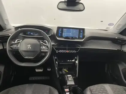 Photo 24 Peugeot 2008  PureTech 130 S&S EAT8