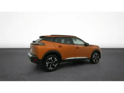 Photo 8 Peugeot 2008  PureTech 130 S&S EAT8