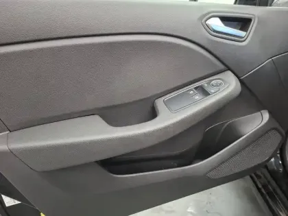 Photo 22 Renault Clio  Blue dCi 100 ch GSR2