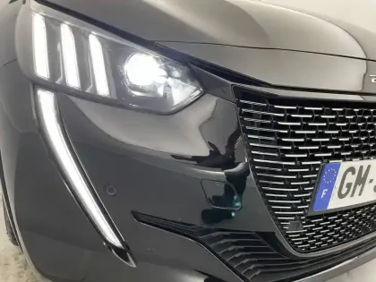 Photo 30 Peugeot 208  PureTech 100 S&S BVM6