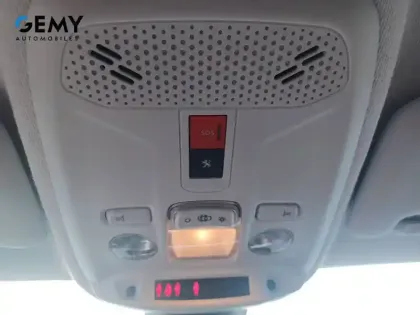 Photo 30 Peugeot 208  PureTech 100 S&S BVM6