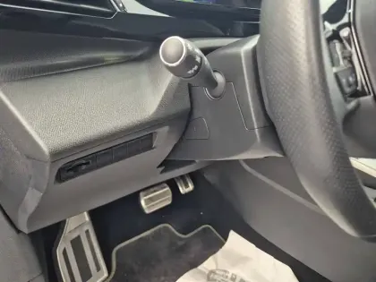 Photo 39 Peugeot 308  PureTech 130ch S&S EAT8