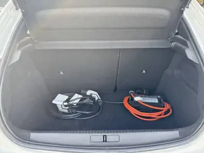 Photo 5 Peugeot 208  Electrique 50 kWh 136ch