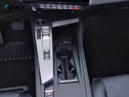 Photo 12 Peugeot 308  Electrique 54 kWh 156ch