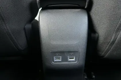Photo 24 Peugeot 208  Hybrid 110 ch e-DCS6