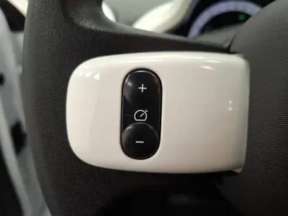 Photo 32 Renault Twingo  III E-Tech