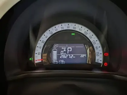 Photo 34 Renault Twingo  III E-Tech