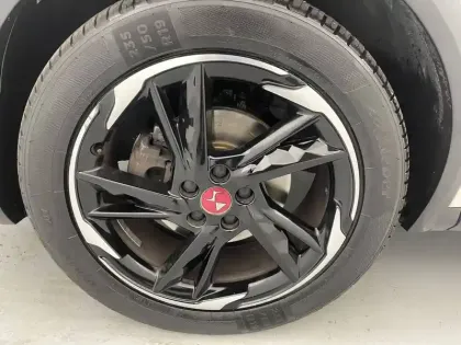 Photo 17 DS DS 7 DS7 Crossback PureTech 225 EAT8