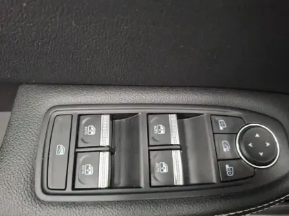 Photo 44 Renault Arkana  E-Tech hybride 145 - 22